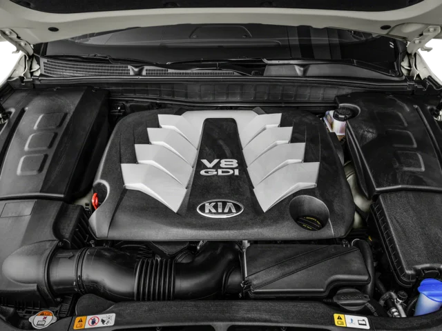 Used 2016 Black Kia Luxury image 19