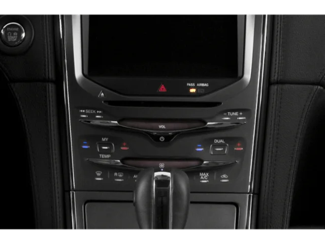 Used 2015 Pearl White Lincoln base image 7