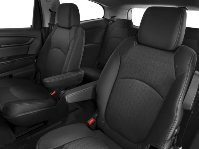 Used 2017 Champagne Silver Metallic Chevrolet LT image 18