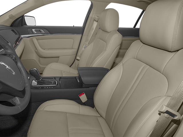 Used 2013  Lincoln Base image 9