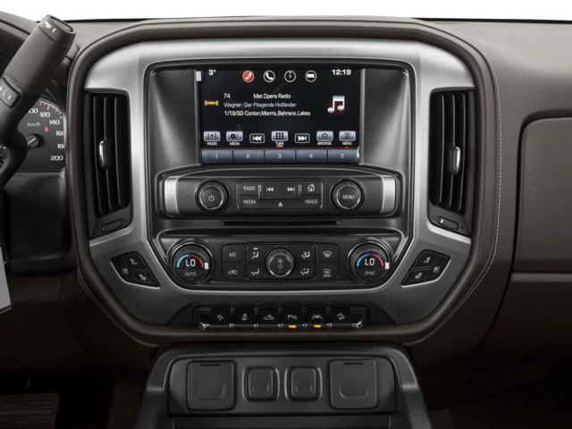 Used 2018 White GMC Denali image 13