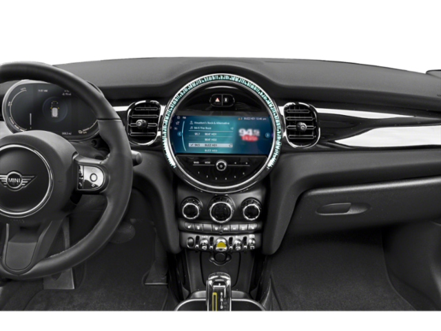 Used 2022 Black MINI Signature Plus image 7