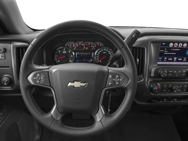 Used 2018 Gray Chevrolet LT image 6