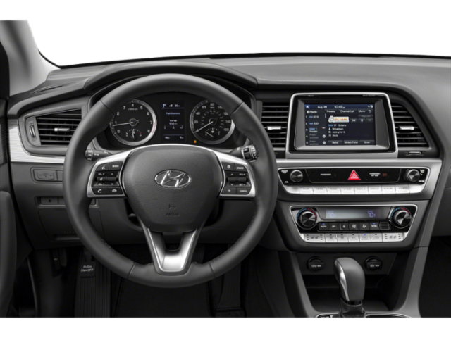 Used 2018 Silver Hyundai Limited image 4