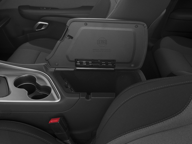 Used 2016 Red Dodge R/T Shaker image 12