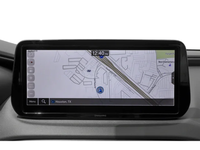 Used 2023 Black Hyundai SEL image 18