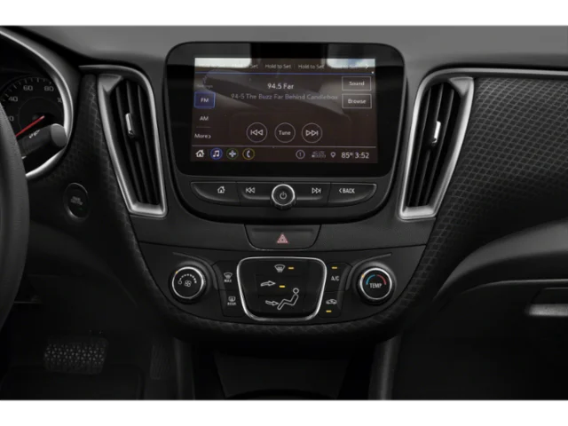 Used 2021 White Chevrolet LS image 7