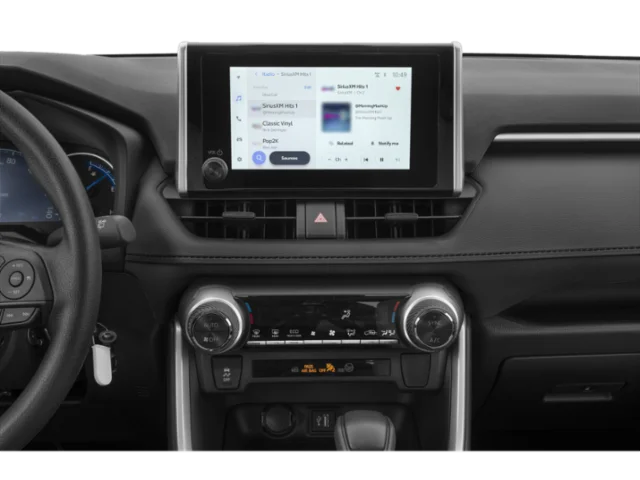 2025 Toyota RAV4 LE - Photo 7