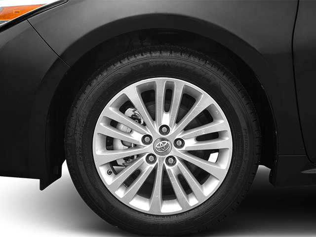 Used 2013 Black Toyota XLE Touring image 9