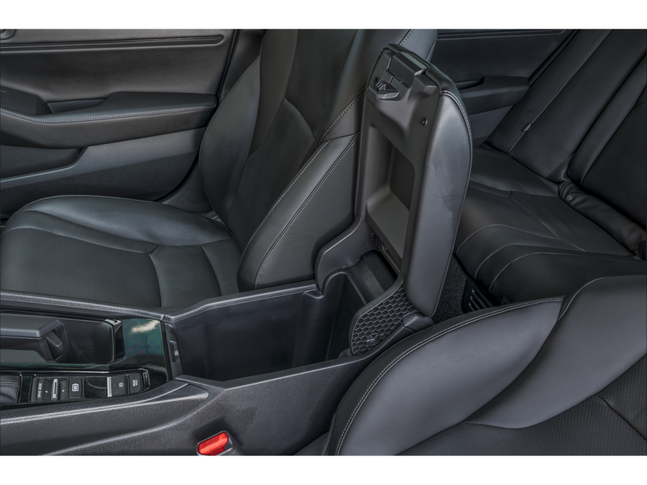 New 2026 Platinum White Pearl Honda Sport-L image 14