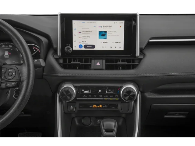 2024 Toyota RAV4 LE - Photo 7