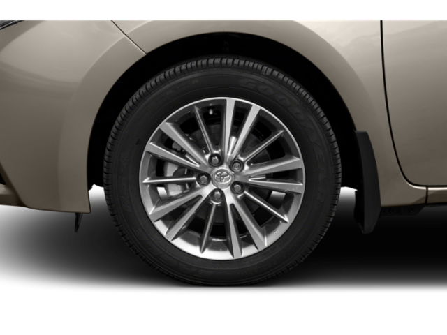Used 2015 White Toyota LE image 10