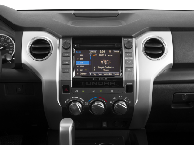 Used 2016 Blue Toyota SR5 image 7