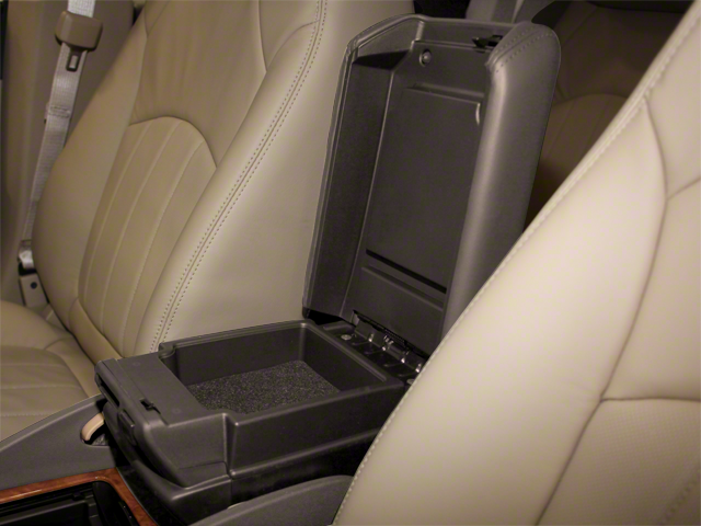 Used 2010 White Diamond Clearcoat Buick CXL image 17