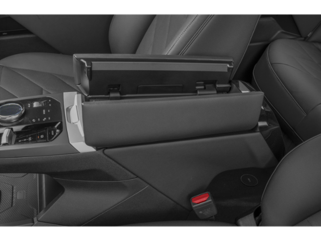 2026 BMW iX 60 - Photo 9