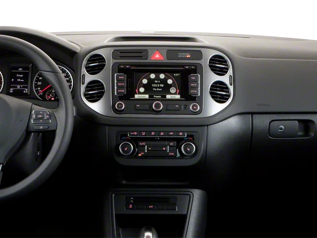 Used 2010 Black Volkswagen S image 19