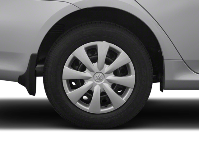 Used 2013 Gray Toyota L image 9