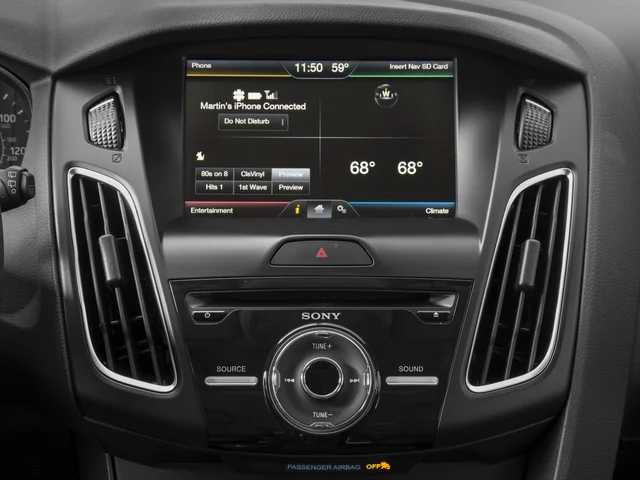 Used 2016 Black Ford SE image 7