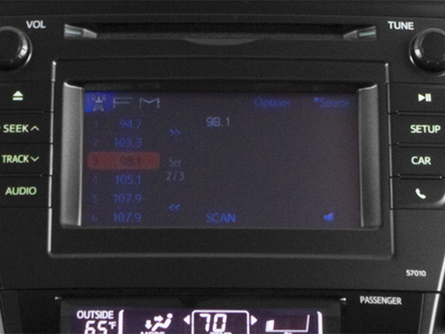 Used 2014  Toyota Two image 10