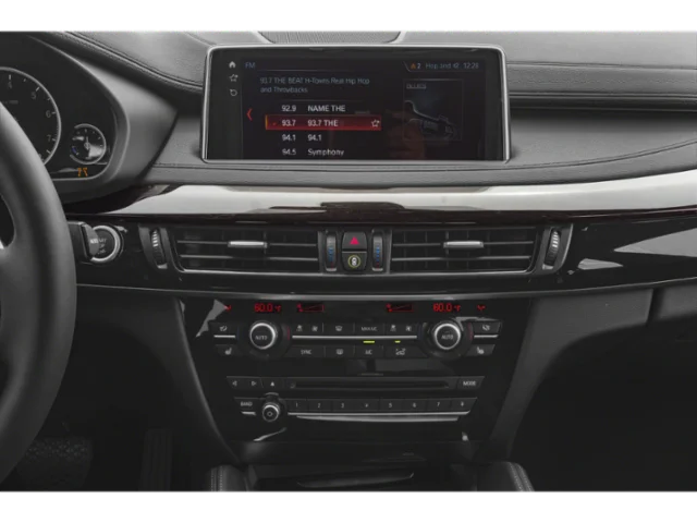 Used 2019 Black BMW xDrive50i image 16