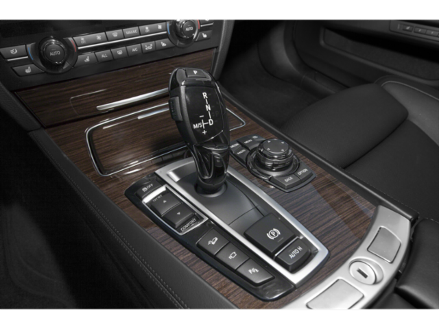 Used 2015 Imperial Blue Metallic BMW 750Li image 8