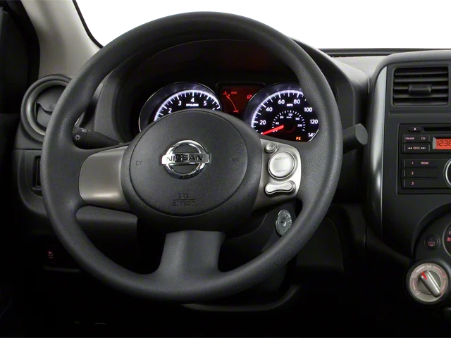 Used 2013 White Nissan 1.6 SV image 4