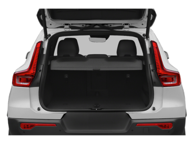 Used 2021 Black / Stone Volvo Momentum image 10