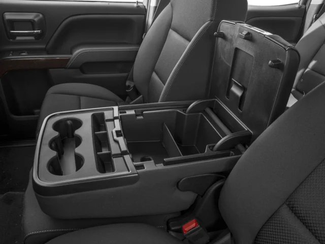 Used 2017 BLACK GMC SLE image 12
