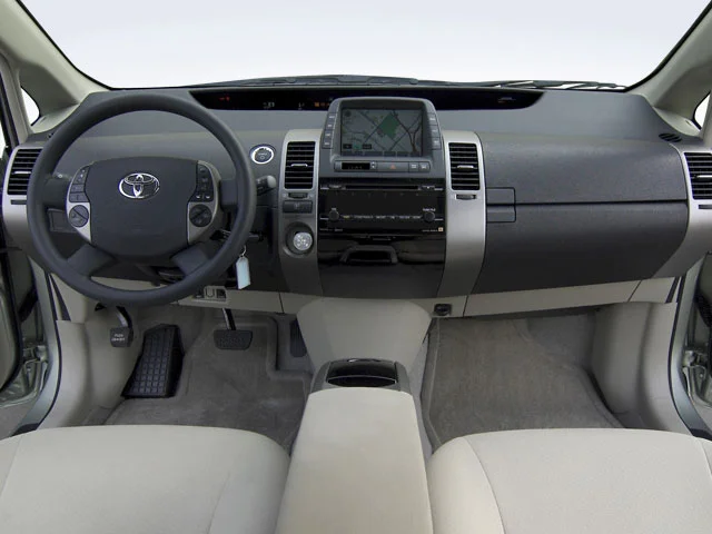 Used 2009  Toyota Base image 4