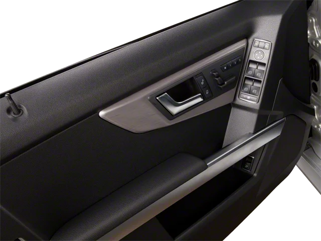 Used 2010 Black Mercedes-Benz GLK 350 image 7