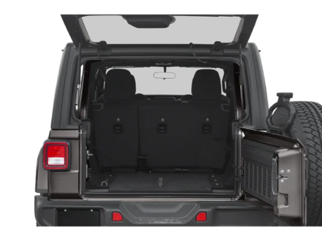 Used 2018 Silver Jeep Unlimited Sahara image 11