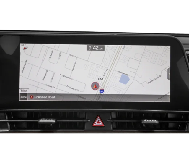 Used 2025 Gravity Gray Kia X-LINE image 14