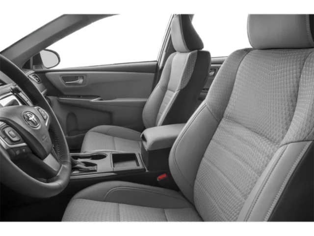 Used 2015 White Toyota XSE image 7