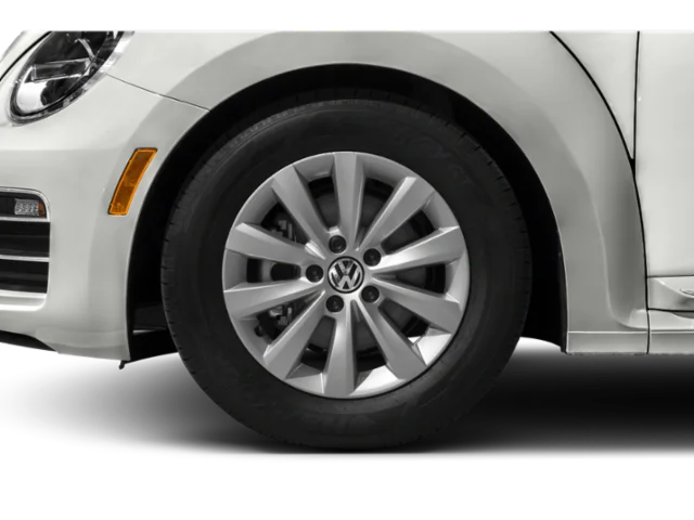 Used 2019 Tornado Red/Black Roof Volkswagen SE image 8