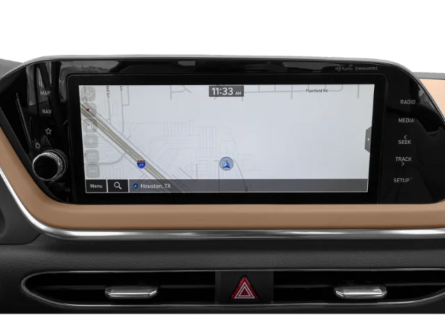 Used 2023 Black Hyundai Limited image 16