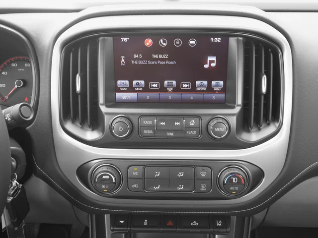 Used 2016 Gray GMC SLE1 image 7