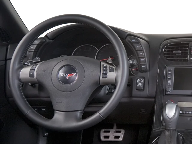 Used 2013 Red Chevrolet Grand Sport image 4