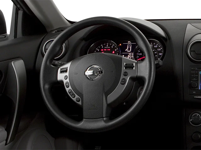 Used 2014 White Nissan S image 4