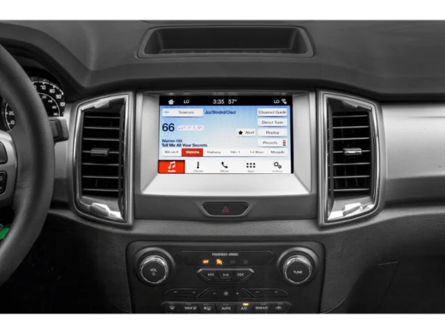 Used 2021 Blue Metallic Ford XLT image 7