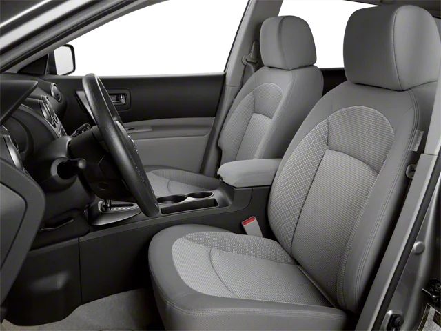 Used 2013 Black Nissan SV image 6