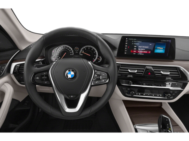 Used 2019 Silver BMW 530i image 4