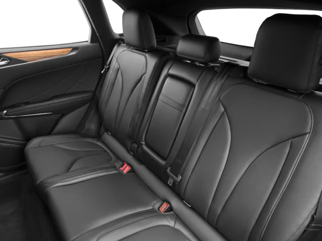 Used 2017 Black Lincoln Select image 12