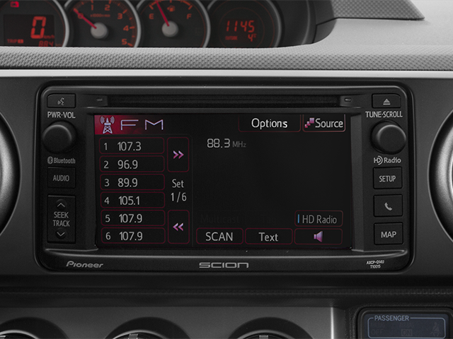 Used 2014 White Scion Base image 7