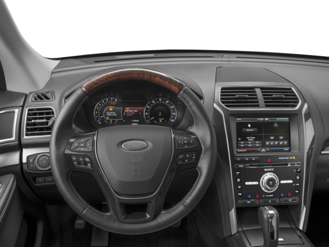 Used 2016 White Platinum Metallic Tri-Coat Ford Platinum image 8