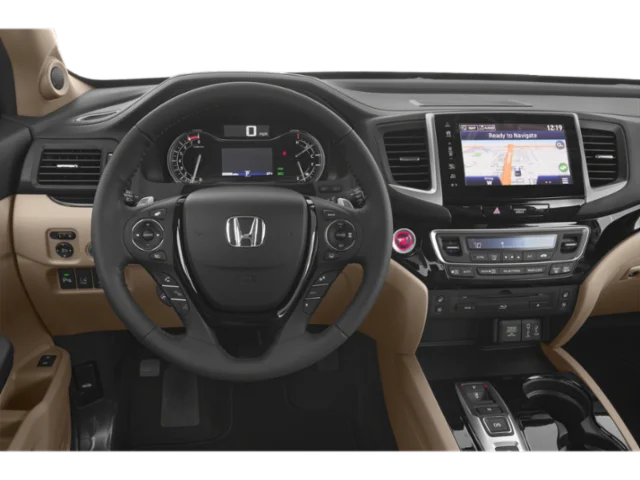 Used 2018 White Honda Elite image 4