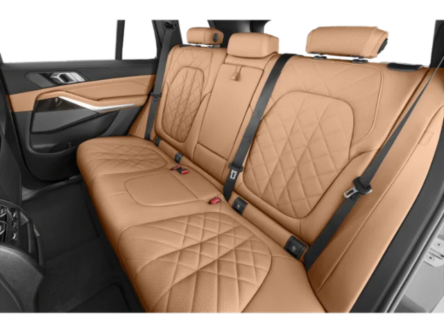 Used 2025 Black BMW xDrive40i image 17