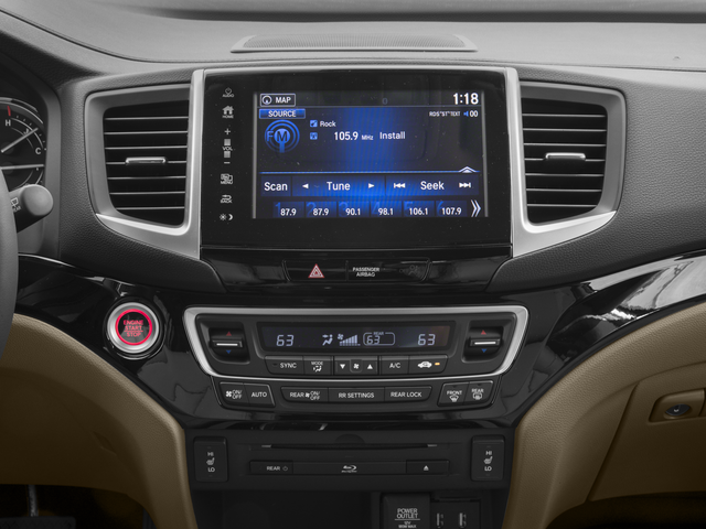 Used 2017 Modern Steel Metallic Honda Touring image 8