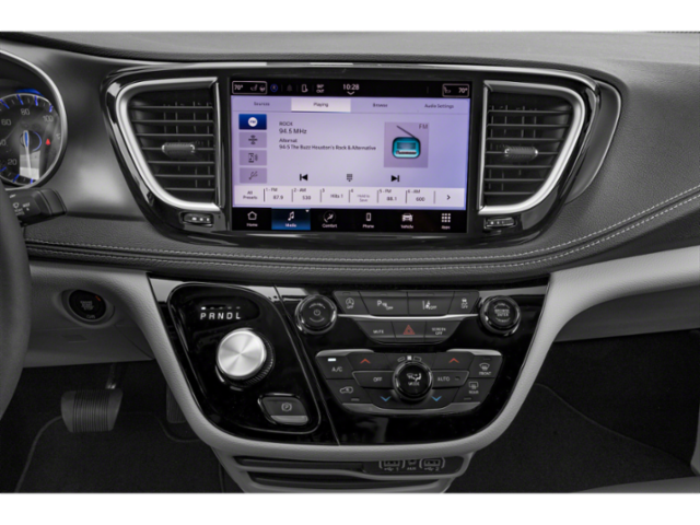 Used 2024 Silver Chrysler Touring L image 7