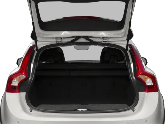 Used 2016 Gray Volvo T5 image 9