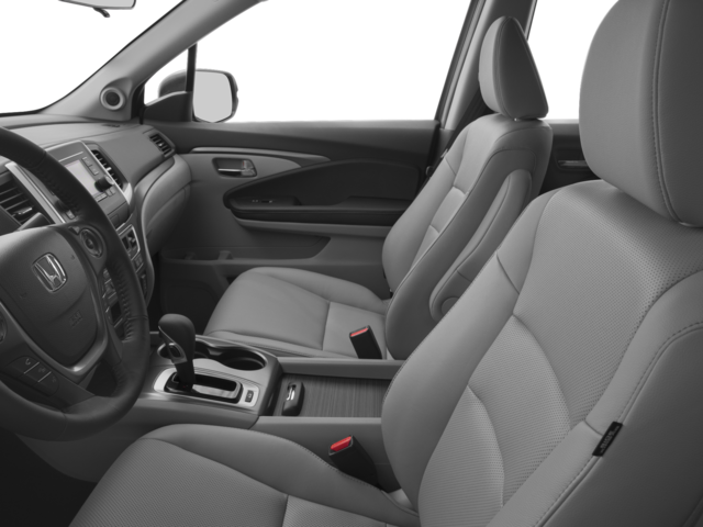 Used 2017 Lunar Silver Metallic Honda RTL image 18